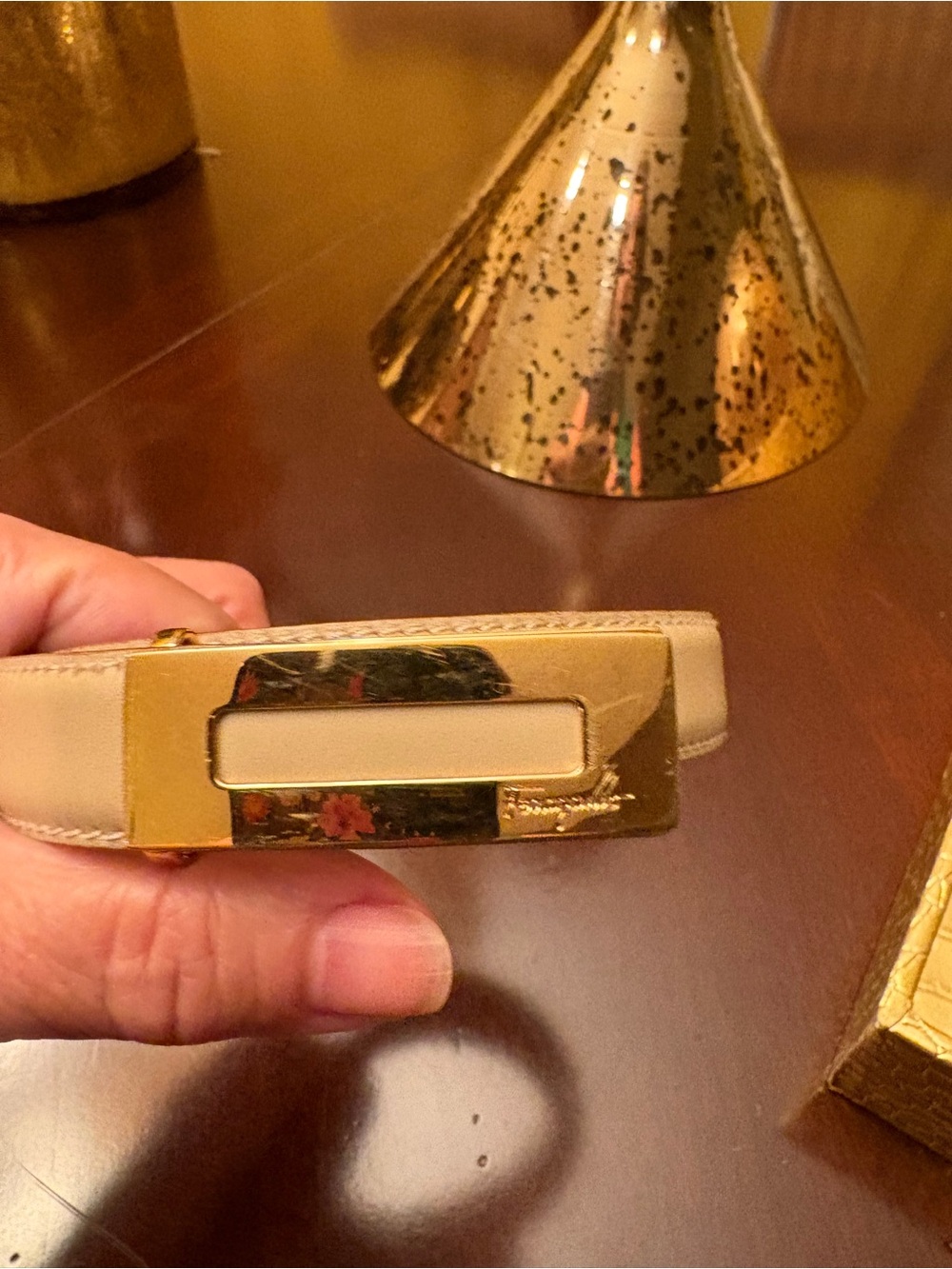Ferragamo Leather Belt with Gold-Tone Accent - Cream